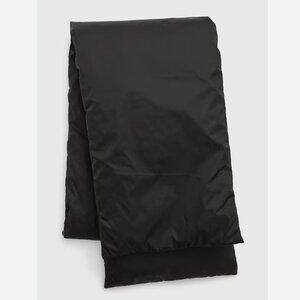 GAP Puffer Scarf Black NWT MSRP$45